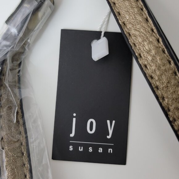 NWT Joy Susan Metallic Gold Crossbody Wristlet Wallet - Picture 3 of 13